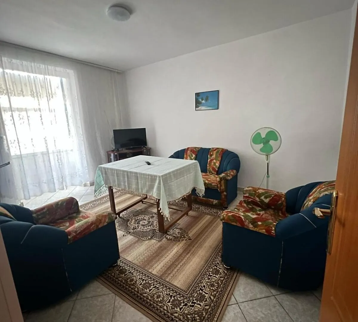 טיראנה Simple & Central דירה